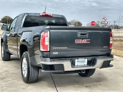 Used 2015 GMC Canyon SLE w/ SLE Convenience Package image 5