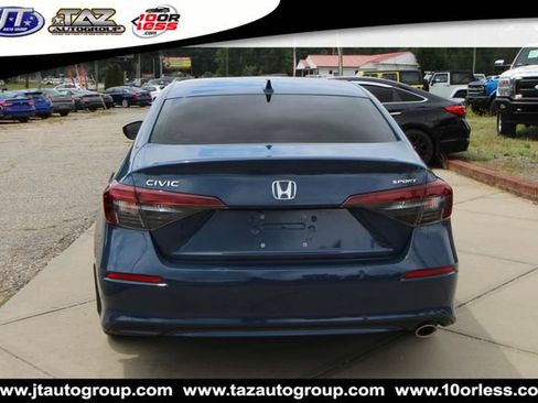 Used 2025 Honda Civic Sport image 6
