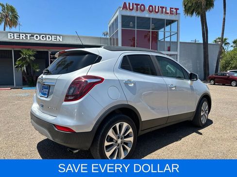 Used 2020 Buick Encore Preferred FWD image 4