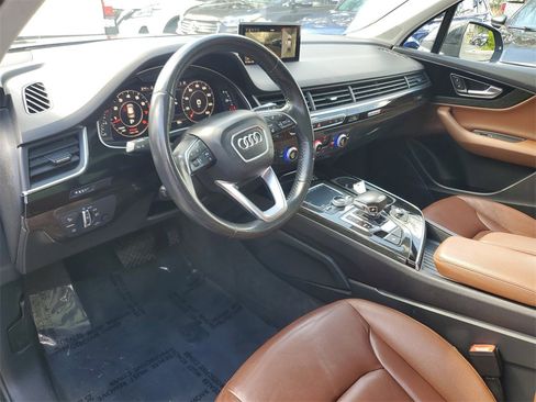 Used 2019 Audi Q7 3.0T Premium Plus w/ Premium Plus Package image 23