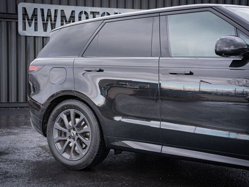Used 2024 Land Rover Range Rover Sport Dynamic SE AWD/4WD image 5