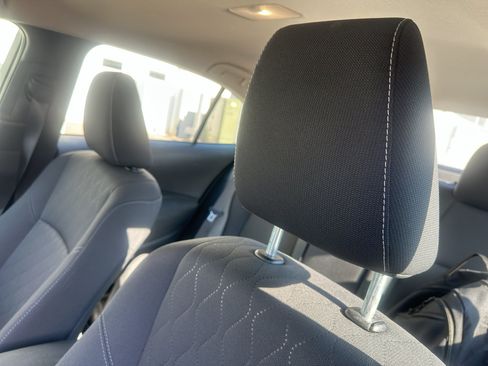 Used 2025 Toyota Corolla LE FWD image 6