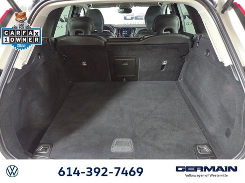 Used 2023 Volvo XC60 B5 Plus AWD/4WD image 23