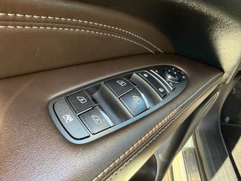 Used 2019 INFINITI QX60 Luxe w/ Essential Package image 21