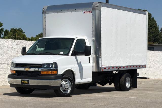 New 2026 Chevrolet Express 3500 w/ Power Convenience Package RWD image 8