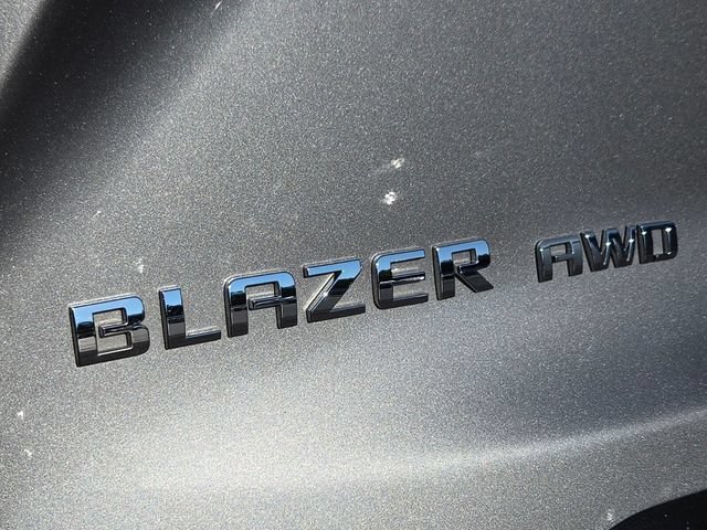 Used 2025 Chevrolet Blazer LT AWD/4WD image 16