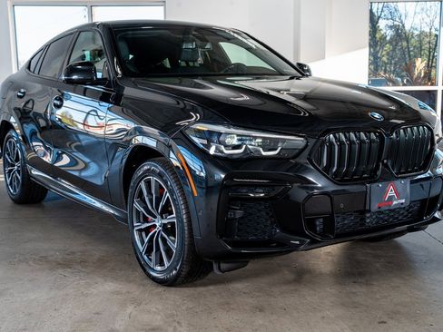 Used 2023 BMW X6 xDrive40i w/ M Sport Package image 4