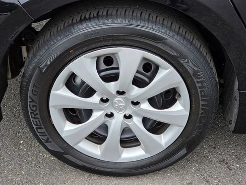 Used 2024 Toyota Corolla LE FWD image 12