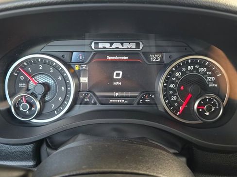New 2026 RAM 1500 Express AWD/4WD image 13