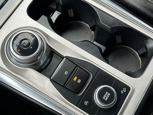 Used 2021 Ford Explorer Limited w/ Equipment Group 301A image 23