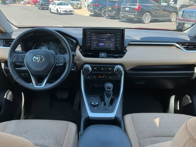 Certified 2022 Toyota RAV4 XLE w/ XLE Grade Weather Package AWD/4WD image 21