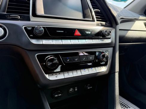 Used 2018 Hyundai Sonata SEL w/ Tech Package 02 image 19