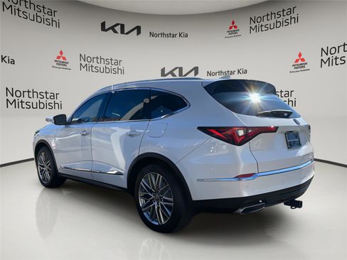 Used 2023 Acura MDX SH-AWD w/ Advance Package image 2