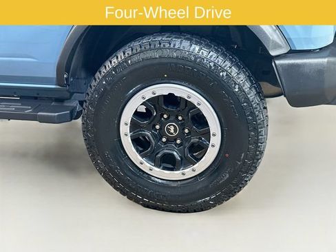 Certified 2023 Ford Bronco Outer Banks w/ Sasquatch Package AWD/4WD image 6