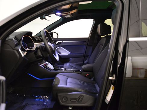 Certified 2022 Audi Q3 2.0T Premium Plus image 24