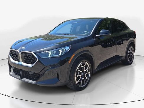 Used 2025 BMW X2 xDrive28i AWD/4WD image 10