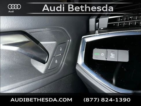 Certified 2025 Audi Q3 2.0T Premium w/ Black Optic Sport Package image 15