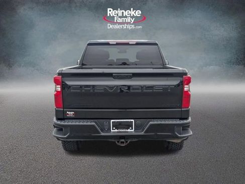 Used 2022 Chevrolet Silverado 1500 Custom w/ LPO, Dark Essentials Package AWD/4WD image 6
