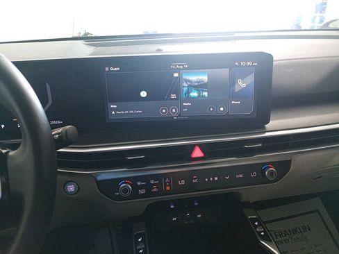 Used 2025 Kia Sorento SX FWD image 22