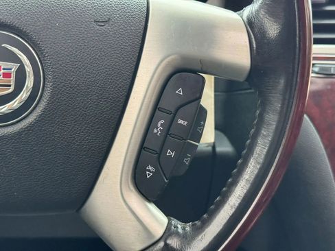 Used 2014 Cadillac Escalade Premium AWD/4WD image 26