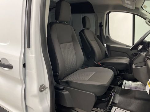 New 2026 Ford Transit 250 Low Roof RWD image 30
