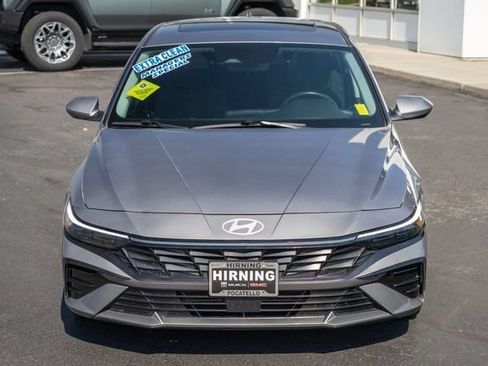 Used 2025 Hyundai Elantra SEL FWD image 41