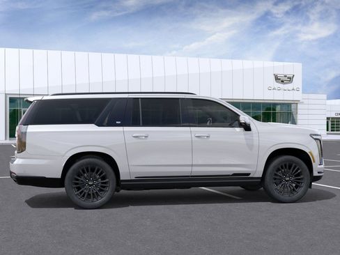New 2025 Cadillac Escalade ESV Sport Platinum image 5