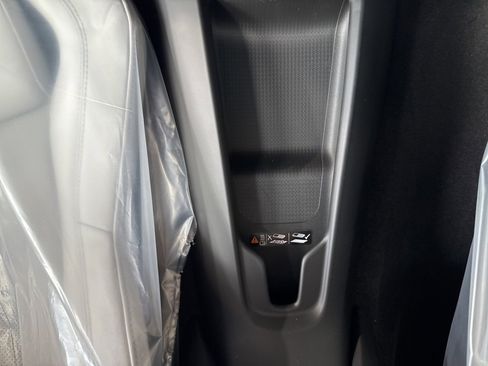 New 2025 Chevrolet Corvette E-Ray image 28