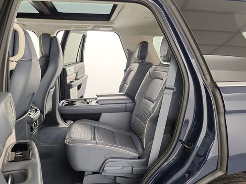 Used 2018 Lincoln Navigator Black Label image 16