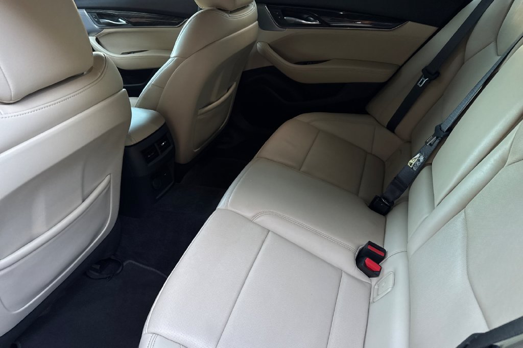 Used 2020 Cadillac CT5 Premium Luxury RWD image 13