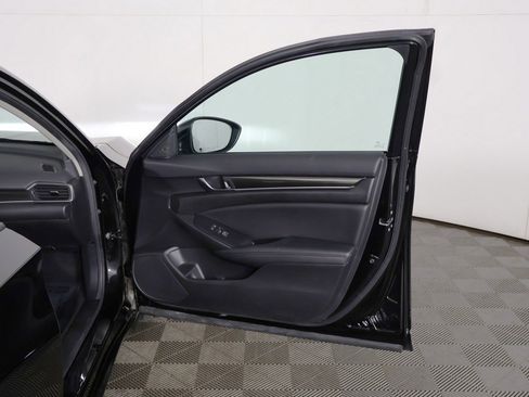 Used 2021 Honda Accord Sport Special Edition image 16