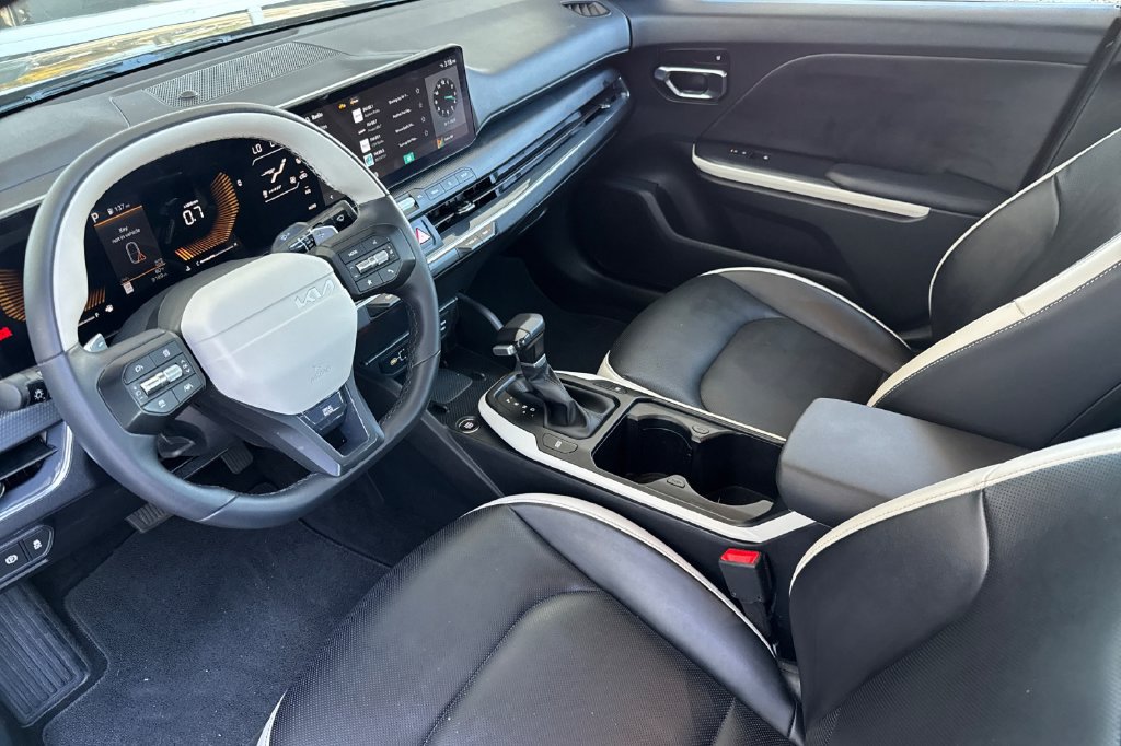 Certified 2026 Kia K4 GT-Line FWD image 4