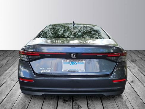 Certified 2025 Honda Accord SE image 4