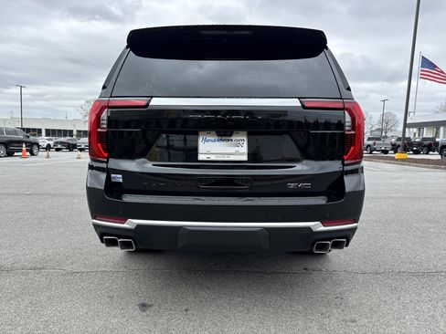 New 2026 GMC Yukon XL Denali w/ Denali Reserve Package image 9