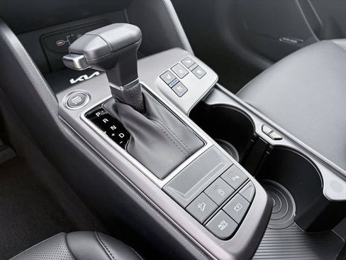 New 2026 Kia Sportage SX FWD image 10