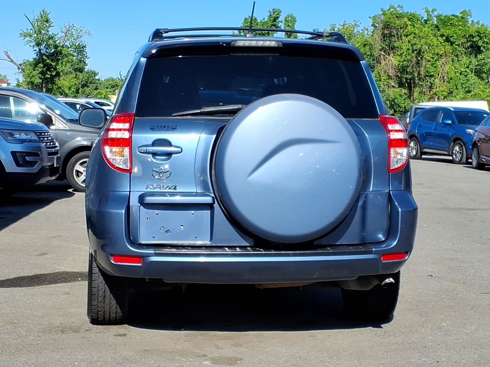 Used 2012 Toyota RAV4 FWD w/ Value Pkg image 4