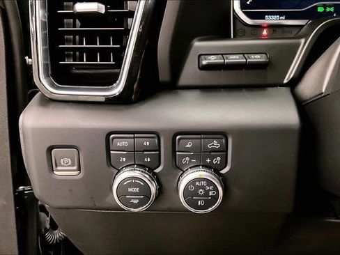 Used 2023 GMC Sierra 1500 Denali w/ Denali Reserve Package AWD/4WD image 40