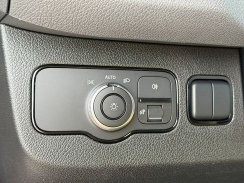 New 2026 Mercedes-Benz Sprinter 2500 image 18