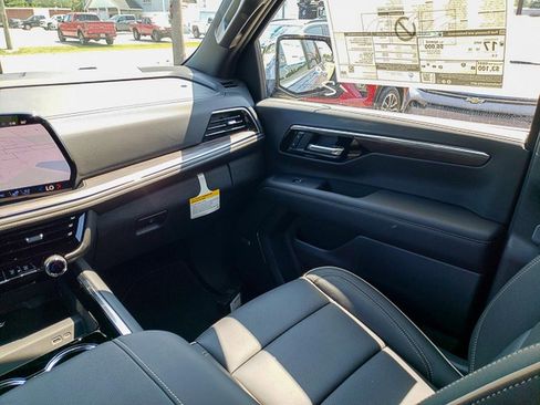 New 2025 Chevrolet Tahoe Premier image 25