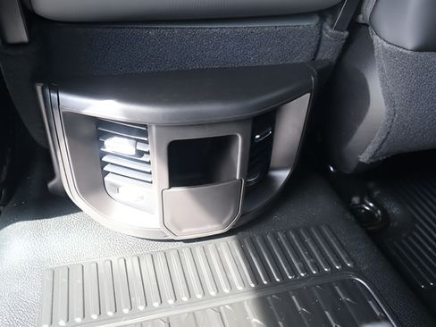New 2026 RAM 3500 Tradesman AWD/4WD image 22