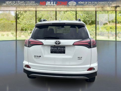 Used 2018 Toyota RAV4 XLE w/ Plus Extra Value Package AWD/4WD image 4