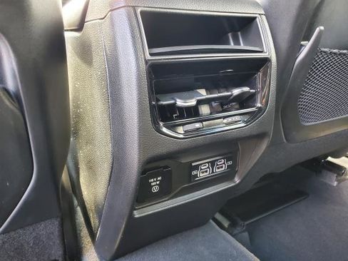 Used 2022 Jeep Grand Cherokee Altitude image 27