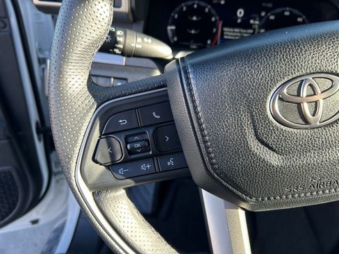 Used 2025 Toyota 4Runner TRD Off-Road Premium w/ Tow Technology Package image 18