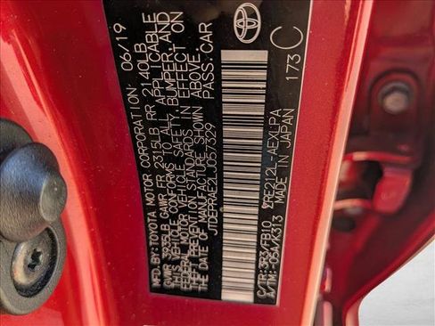 Used 2020 Toyota Corolla LE image 15