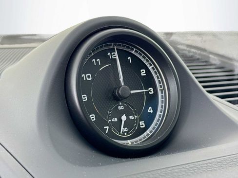 New 2025 Porsche Macan S image 17