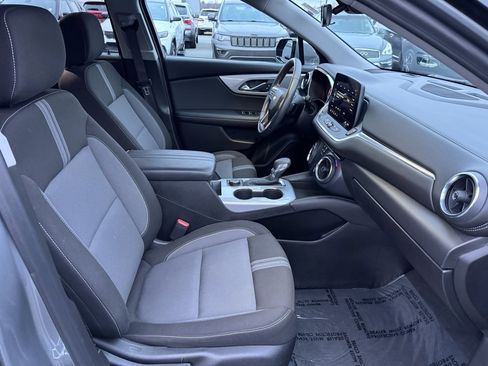 Used 2023 Chevrolet Blazer LT image 13