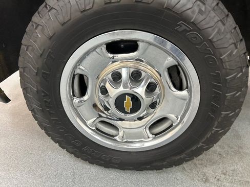 Used 2022 Chevrolet Silverado 2500 LT image 26