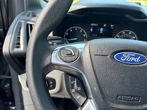 Used 2023 Ford Transit Connect XLT w/ Trailer Tow Package FWD image 10