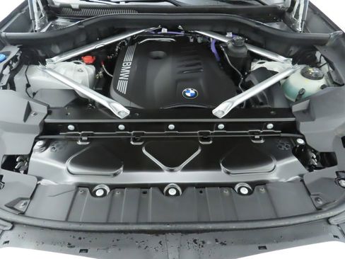 New 2026 BMW X5 sDrive40i w/ Parking Assistance Package image 30