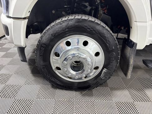 Used 2026 Ford F450 Platinum w/ FX4 Off-Road Package AWD/4WD image 11